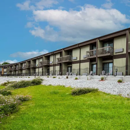 Best Western Indian Oak
