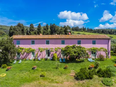 Cardo Hotels near Parco di Villa Godilonda
