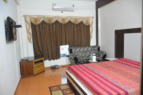 Mansarover Hotel & Banquets