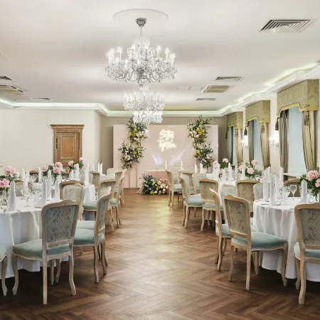 Biznes Hotel Evraziya