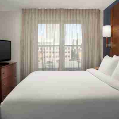 Residence Inn Syracuse Downtown at Armory Square Rooms
