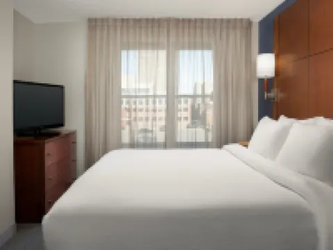 Residence Inn Syracuse Downtown at Armory Square シラキュースのホテル
