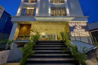 Grand Continent Mysore A Sarovar Portico Affiliate Hotel Hotels near Jayalakshmi Vilas Complex Museum