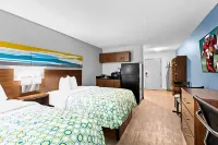 HomeTowne Studios & Conference Center Cortland - parking