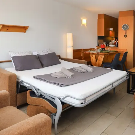 Terrasse des Alpes 815