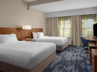 Fairfield Inn & Suites Savannah Downtown/Historic District Hotels near Savannah River