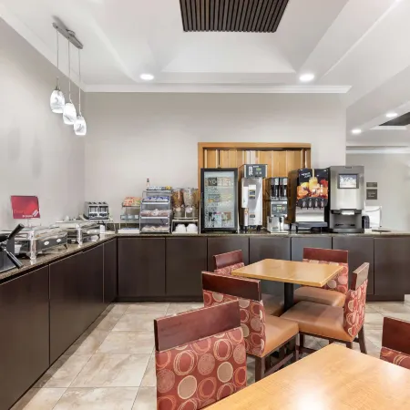 Best Western Plus Albert Lea I-90/I-35 Hotel