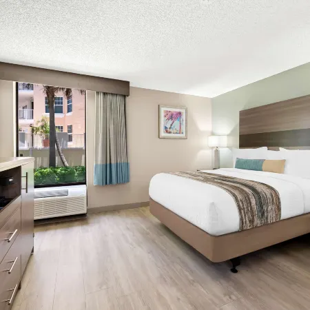 Best Western Intracoastal Inn
