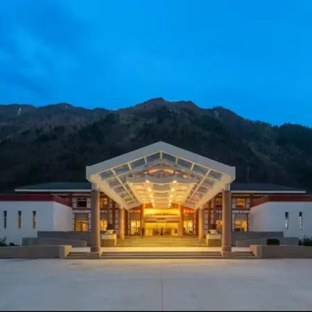 Jiuzhai Manor International Hotel