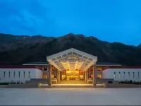 Jiuzhai Manor International Hotel
