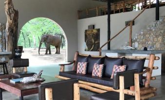 Gwango Elephant Lodge