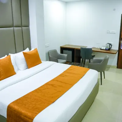 Hotel Kinara Grand アマーペット周辺のホテル