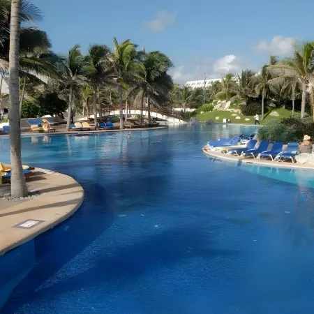 The Pyramid Cancun by Oasis - Gourmet Premium All Inclusive