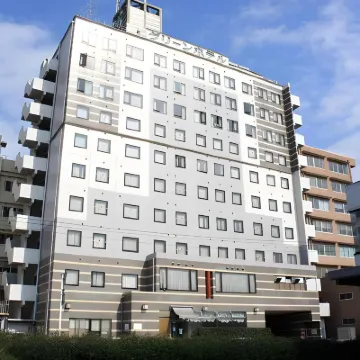 Kenchomae Green Hotel Hotels near Monkey D. Luffy statue