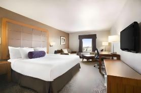 Days Inn by Wyndham Calgary Airport