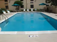 Best Western Schaumburg – O’Hare NW - Rooftop Pools