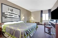 Super 8 by Wyndham Hernando