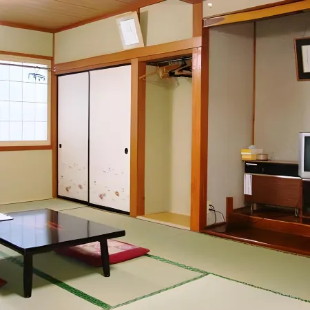 Togakushi- Kogen Minshuku Rindo