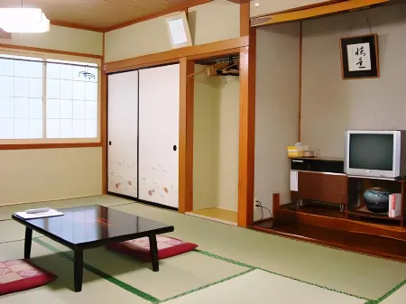 Togakushi- Kogen Minshuku Rindo