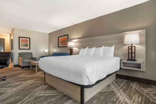 Best Western Plus Jackson Downtown-Coliseum