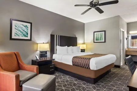 Best Western Inn Отели рядом с достопримечательностью «Парк Клоселл»