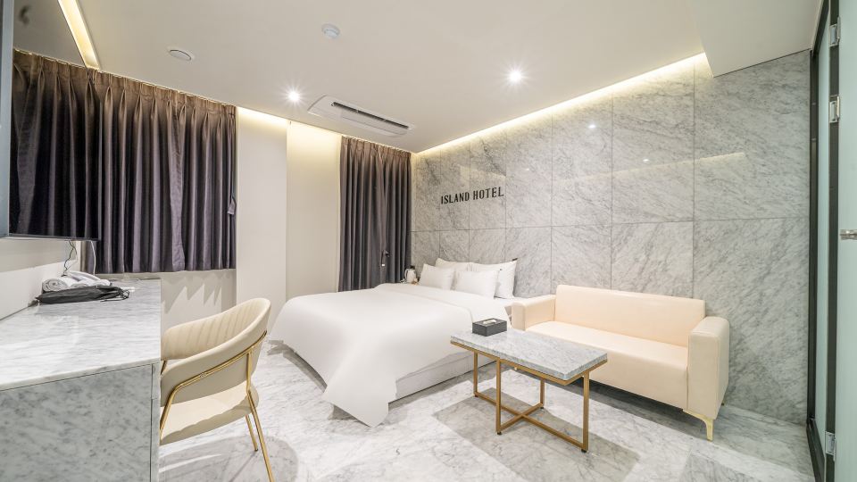 Ansan Island Hotel