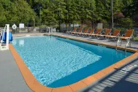 Best Western Plus University Inn  Conference Center - Pools