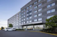 Residence Inn Montreal Airport - balcony