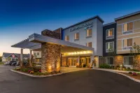 Fairfield Inn & Suites Plymouth White Mountains Hotels in Campton