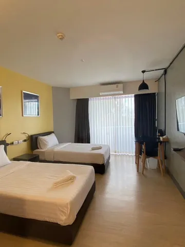 รูปภาพของดีลักซ์ ธรรมศาสตร์