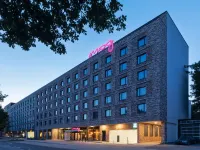 Moxy Hamburg City Отели рядом с достопримечательностью «Парк Бломс»