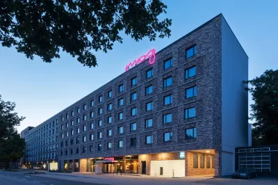 Moxy Hamburg City Hotels near Kl!ck Kindermuseum Hamburg