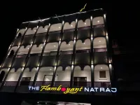 The Flamboyant Natraj Hotel in zona Golden Bridge