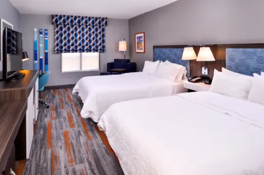 Hampton Inn & Suites Legacy Park-Frisco