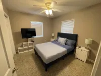 Sarasota-Indian Beach Zen Home (private-pet friendly)