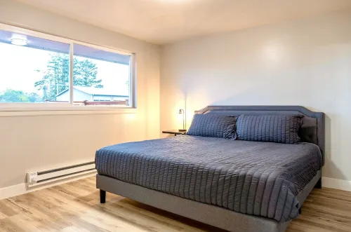 BayView Escape - True waterfront property