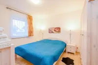 3- room ground floor apartment in the coastal forest, not far from the beach with sauna