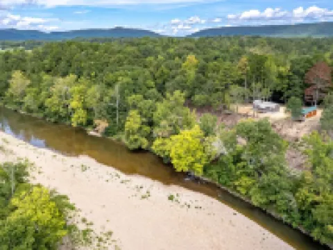 Lucky's Canoe & Kayak Cabin #2 - Caddo River Access! Hotels in Caddo Gap