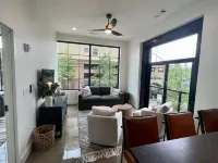Amazing 1BR Downtown Apartment!