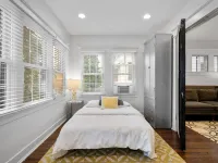 Stylish Stay for Families Near Campus