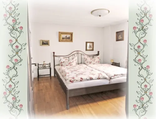 Romantic holiday apartment in the OId Town of Meersburg Hotels in Meersburg