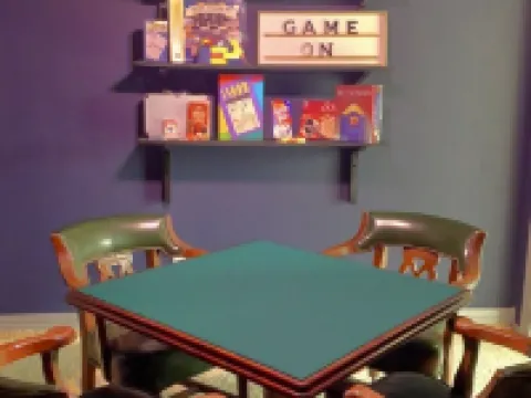 Pool Hot Tub Game Room Arcade Fast Wi-Fi Fire Pit Dog Friendly! Hotels in Mansfield