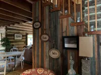 Lakefront Log Cabin on Beautiful Kerr Lake in downtown Clarksville VA Hotels in Mecklenburg County