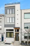 Luxury Downtown Mansion! Garage Parking! Roofdeck! - อ่างจากุชชี่