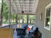 Relax on the Caddo Hotels in Caddo Gap