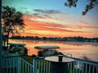 Elegant Lake Home with Hot Tub Hotels in Tomah