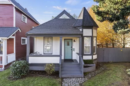 The Harvey House: 6th Ave, UPS, UW, Ruston