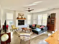 The Barngalo- Private, yet Close to everything