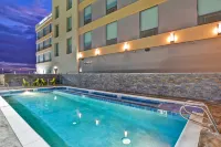 Home2 Suites by Hilton Pecos - Pools