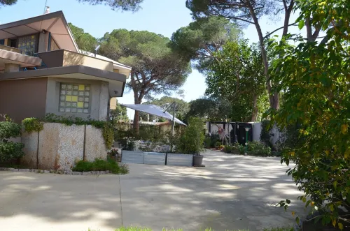 Villa Scimemi in Mondello- Independent Studio Apartment in Elegant Beachfront Villa